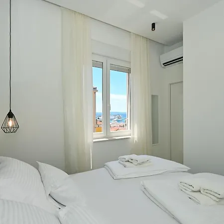 公寓 Steps From Palace & Riva - Old Town Pine