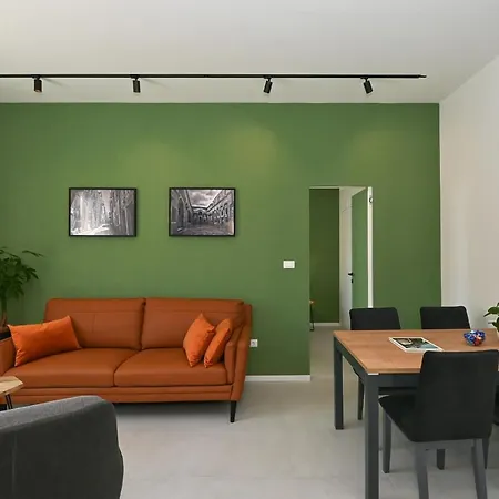 Steps From Palace & Riva - Old Town Pine 斯普利特