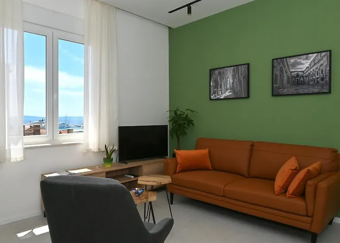 Steps From Palace & Riva - Old Town Pine * Split